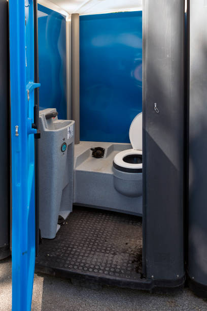 Portable Toilet Options We Offer in Manistique, MI