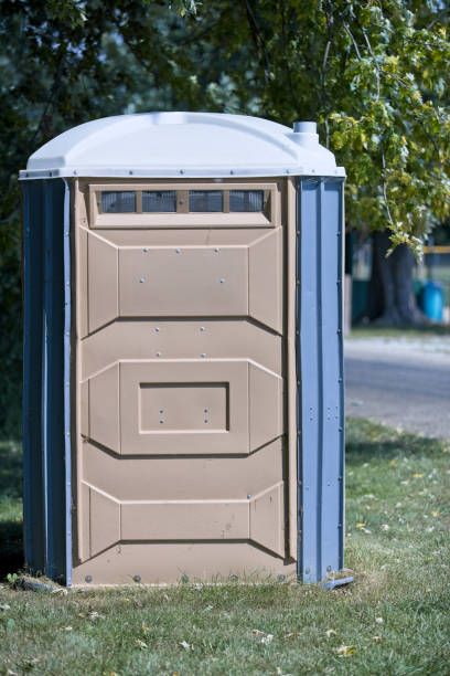 Best Porta potty delivery and setup  in Manistique, MI